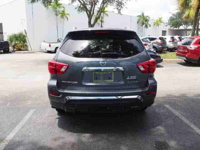 2017 Nissan Pathfinder Platinum for sale
Used 2017 Nissan Pathfinder Platinum
2017 Nissan Pathfinder Platinum , it is still very clean like new, it is GCC Specification , full option with perfect t...