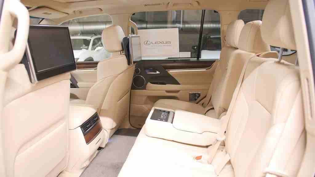 2020 Lexus LX 570 4WD
SUV w/ 3rd Row & Luxury Full option Petrol . 8 CYLINDERS
whatsapp +13524406723
Email---bdfarihaeva@gmail.com