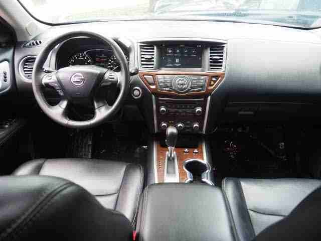 2017 Nissan Pathfinder Platinum for sale
Used 2017 Nissan Pathfinder Platinum
2017 Nissan Pathfinder Platinum , it is still very clean like new, it is GCC Specification , full option with pe...