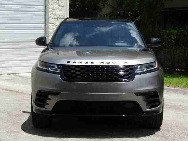 For sale 2018 Range Rover Velar P380, No accident record and there is no mechanical or engine fault.
Mileage: 19,318 miles
Exterior Color: Silicon Silver
Interior Color: Black (Ebony)
Contact email f...