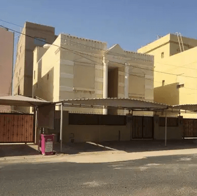 للبيع بيت في المنقف
للبيع بيت في المنقف ق1
الوصف دورين نظام مفتوح 5 غرف نوم وصالات وغرف الخدم وحوش ومطبخ سنترال و7 حمامات سنترال مركزي
الموقع شارع مقابل شارع مفتوح مدخل ومخرج سهل بجوار الخدمات
الم...