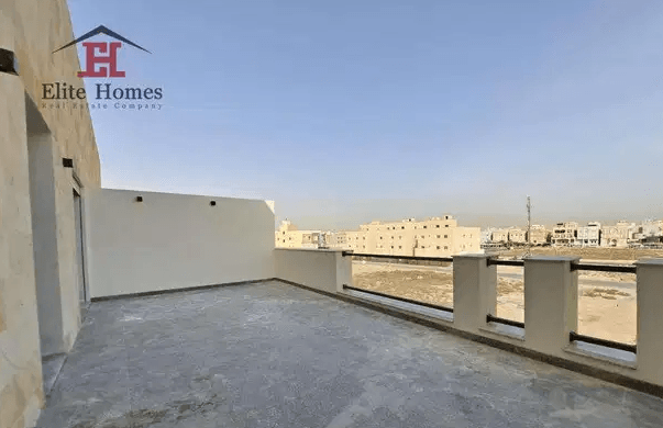 Triplex Villa in Abu Fatira