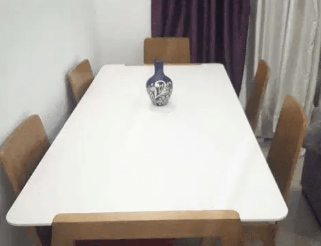Beautiful Dining Table, selling for cheap
3 years old Dining table, barely used.
Six seated, Wooden, White molded top and 6 wooden chairs included.
Purchased from Home Depot.
Please message or call w...