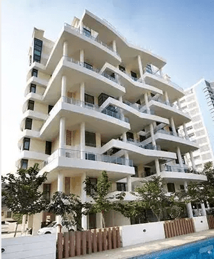 4 BHK Apartment Pune India for SALE
Promising an opulent and comfortable lifestyle, up for sale is a spectacular 4BHK flat situated in the elite society of "Darvesh Platina", NIBM Road - Pun...