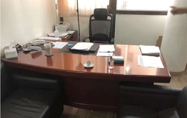 Office Furniture For Sale Urgent within 2 days
Office furniture(used) with good condition is for sale urgent
office Desk table - 15 pcs
cabinet(almari/ khajana)- 15 pcs
sofas with chairs - 2 pcs