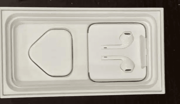 Used iphone 11, iphone 8plus, Airpods 2 with wireless charging case