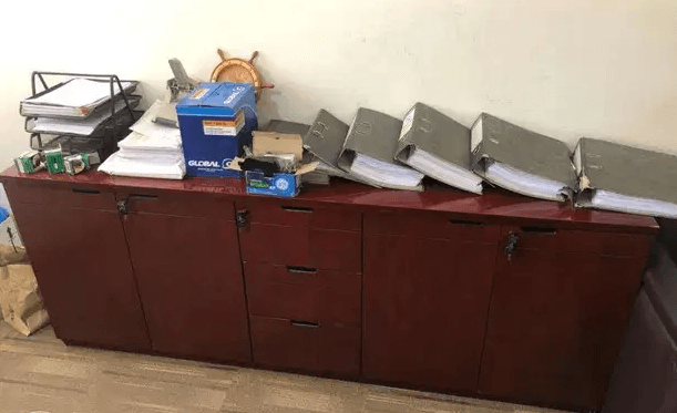Office Furniture For Sale Urgent within 2 days
Office furniture(used) with good condition is for sale urgent
office Desk table - 15 pcs
cabinet(almari/ khajana)- 15 pcs
sofas with chairs - 2 pcs