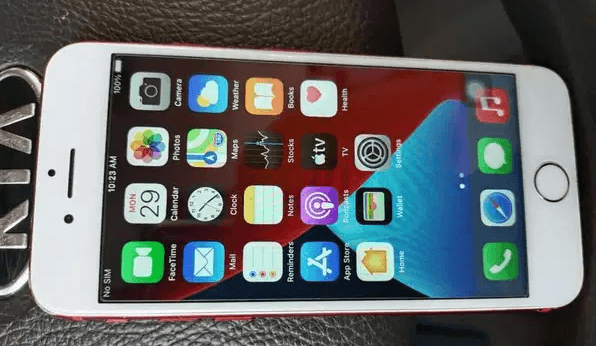 Iphone 7 128GB
iphone 7 128GB good condition only mobile battery health 76 if ur interested call me65798309