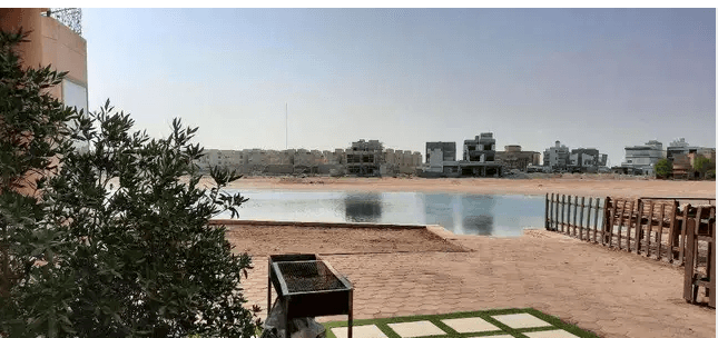 للبيع شاليه في الخيران طريق 278 على البحر مباشرة
للبيع شاليه في الخيران طريق 278 على البحر مباشرة الاستثمار الأفضل بسعر لا يصدق الأرضي صالات وغرفة نوم ومغاسل وحمام ويوجد مصعد الأول ثلاث غرف نوم وحمامي...