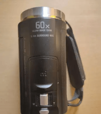 Sony Handycam World Cup Special Edition for sale!!
Sony Handycam world cup edition - 1080p recording with OIS stabilization, NFC sharing, and WiFi built-in.
Interested can contact for more details.