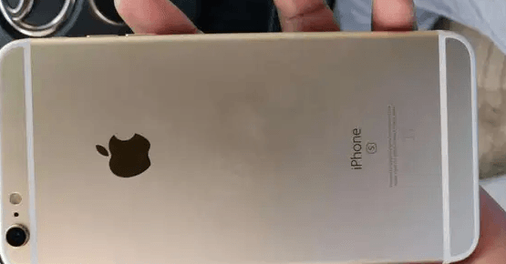 Iphone 6s plus for sale 64gb
Only 3days used good condition neat and clean
No warranty no bill
Because it's gifted mobile
No headphones
