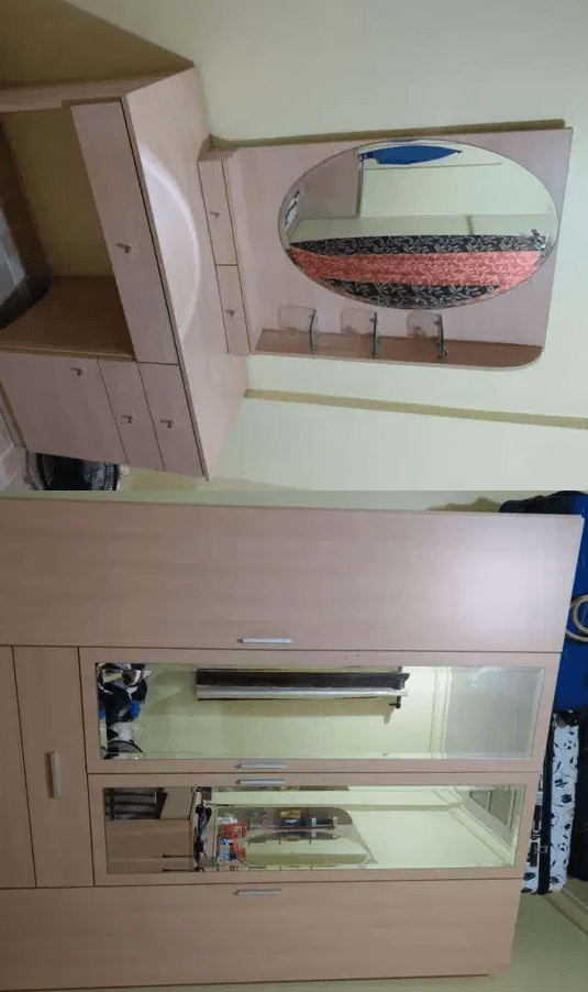 Bedroom furniture set
1.5 Years old bedroom furniture set (wardrobe, dressing table, double bed from Safat Homes) available for sell. It's in good condition. Price negotiable.