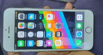 IPhone 6 64 gb
Apple iPhone 6 64 gb ,100 battery health, good condition, just home button problem, no box only cable and mobile