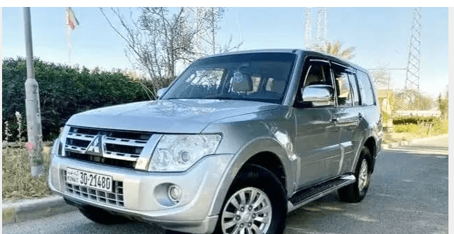 Mitsubishi Pajero - 2013 Silver
Mitsubishi Pajero 2013 - Silver Color - Interior Beige Velvet Seats - V6 - Mileage : KM 122,000 - Ice Cold AC - CD - AUX - USB - Bluetooth - Cruise & Speed Controls...