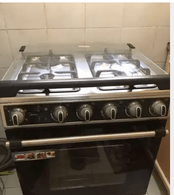 Cooking range, Washing Machine and drawer set with mirror
Cooking range, Washing Machine and drawer set with mirror for sale..For all 3 total 105 KD