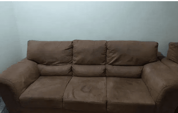 Sofa Set (3 seater + 2 Seater)
3+2 sofa set (2 years old) , bug free, avaialble for sell. Total 30 KD. If want only one then 3 seater for 18 KD and 2 Seated for 12 KD