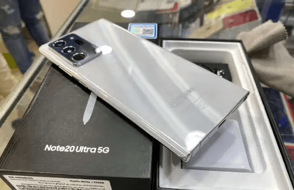 Samsung galaxy Note20ultra
Samsung galaxy Note20ultra 5g white color have box accessories little use no scratches no dent