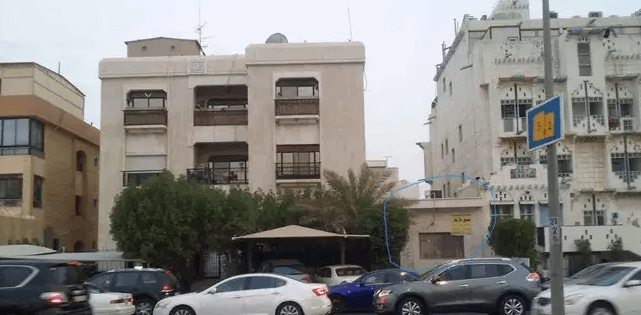 Jabriya Mulhaq for Rent
Jabriya block -5 street -14 house # 52 Mulhaq for rent with 1 room and a hall and kitchen and bathroom