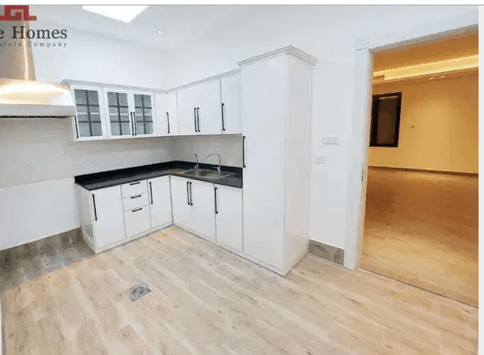 Full Floor in Abu Fateera
Full Floor in Abu Fateera
1st Floor
4 Bedrooms ( 2 Master Bedrooms + 2 Bedrooms with Shared Bathrooms )
Spacious Living Room
5 Bathrooms
Kitchen
Maid Room
Laundry Room
Elev...