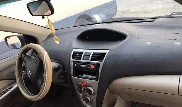 Toyota yaris car sale2013
Car is very good countiction running KM185000.. don't aske croos question. If you i.lake come direct. My location is abbasiya