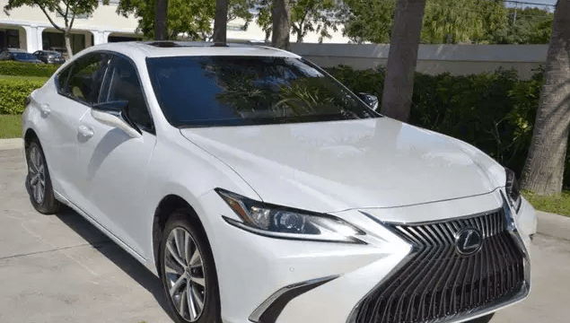 Lexus ES 350
Lexus ES 350 Series
White 2019 Gulf
52,000 km
Full Option
The car is in perfect condition with warranty
