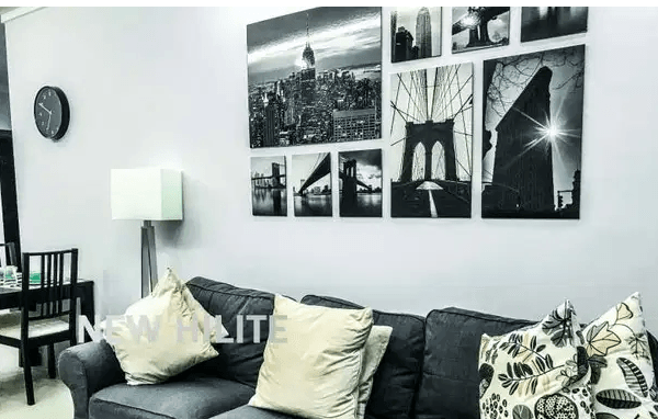 Furnished 2 bedroom apartment for rent in sharq
NewHilite Realtors offers this lovely and fully furnished two bedroom apartment in Sharq
1 master bedroom
1 regular bedroom
Big living hall with dining...