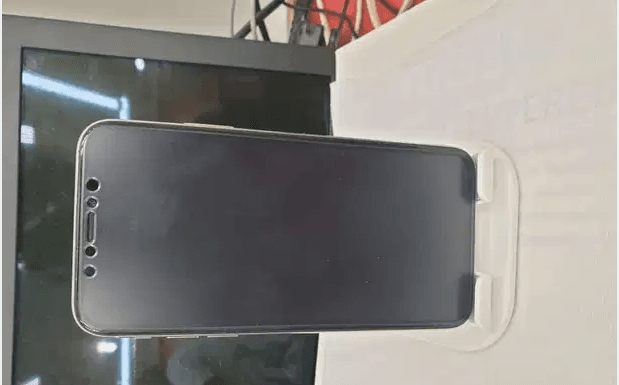 Iphone X 256 gb,complete with box.